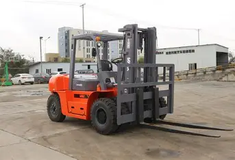 Heavy Duty Forklift